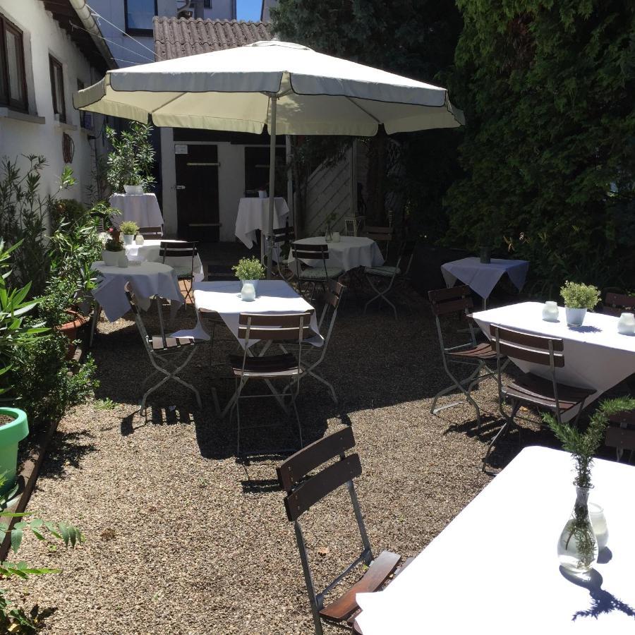 Und Restaurant -gasthaus Zur Pfalz Maison d'hôtes