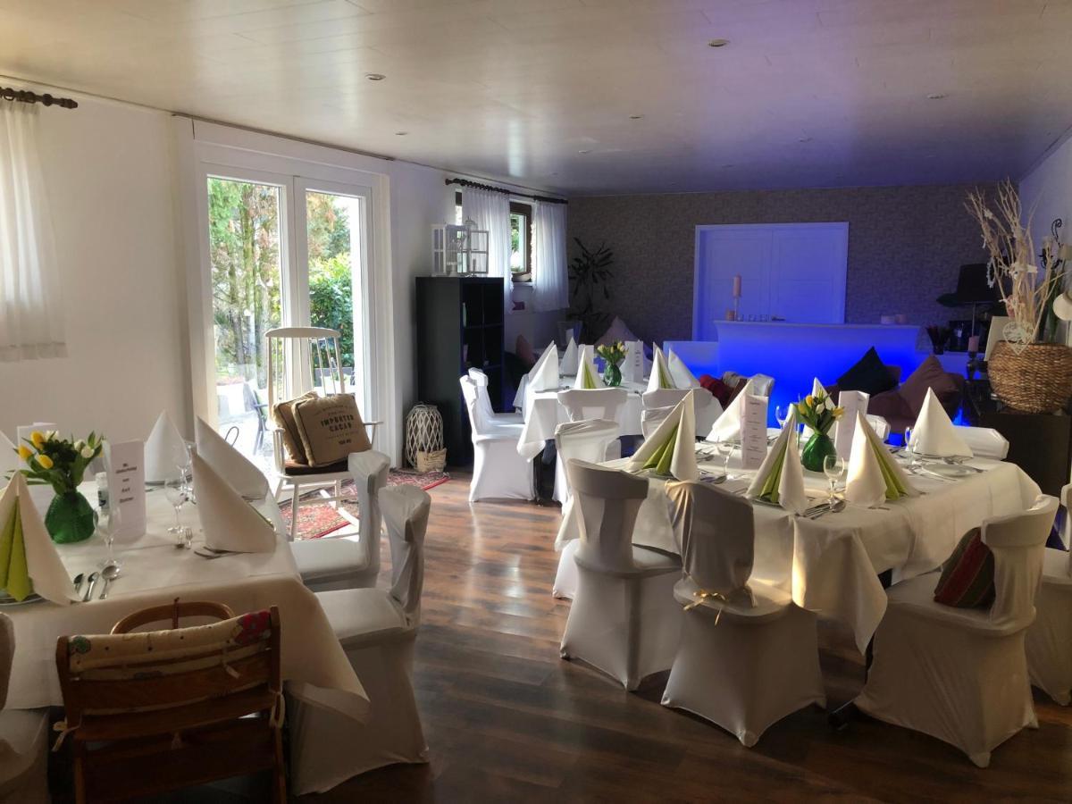 Und Restaurant -gasthaus Zur Pfalz Hockenheim